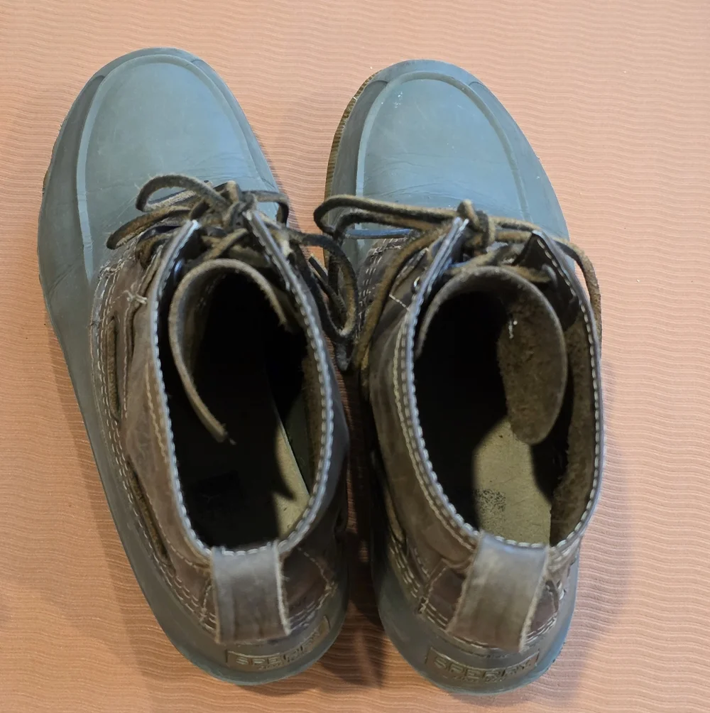 Sperry Men’s Size 8.5 M Duck Boots Leather Rubber Lace Up Waterproof STS13460
